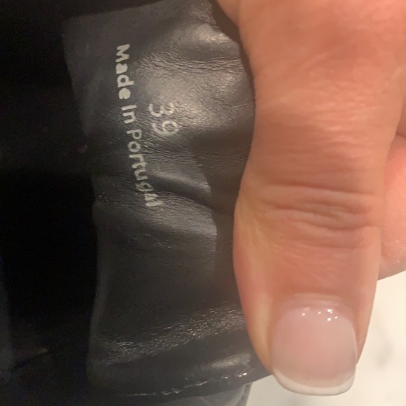 Original KENZO patent leather sneaker. Size 39 (8.5) practically new - Picture 5 of 5